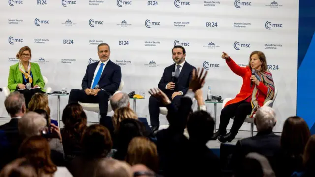 Münih Güvenlik Konferansı: ABD'nin Transatlantik İttifakı Zayıflıyor mu? | TrendsOmni Dijital Haber Portalı