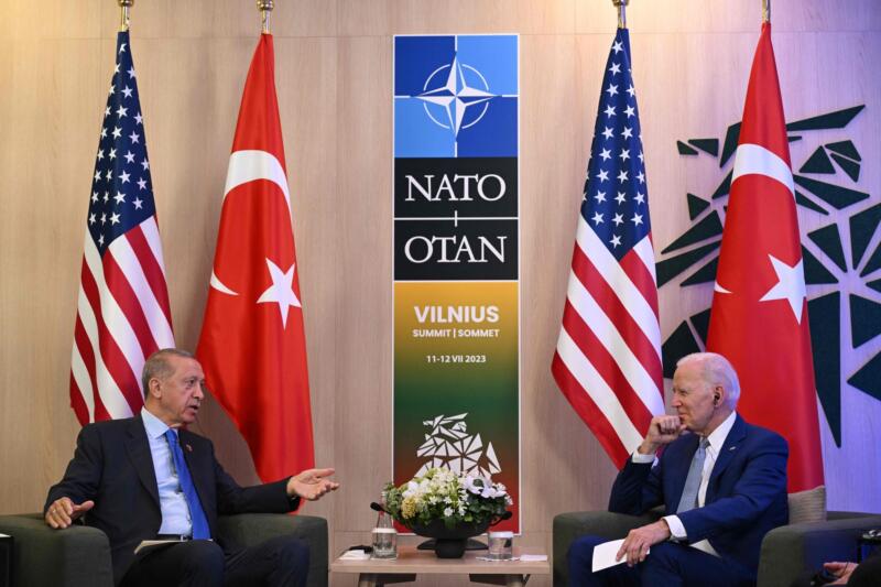 NATO Zirvesi: İzlanda Dışişleri Bakanı'nın Türkiye Açıklamaları | TrendsOmni Dijital Haber Portalı